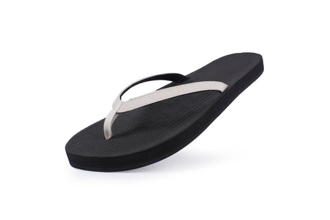 Indosole Women’s Color Combo Flip Flops – Black / Sea Salt | Eco-Friendly Sandals