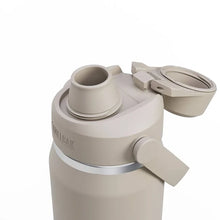 Camelbak Thrive Chug 32oz insulated stainless steel water bottle Stone