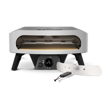 Cozze 17-inch Classic outdoor pizza oven baking wood-fired pizza