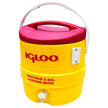IGLOO 400 Series 3-gallon cooler durable and portable insulated cooler