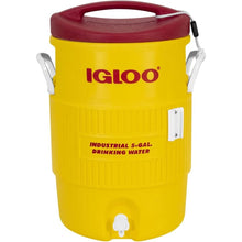 IGLOO 400 Series 5 gallon outdoor beverage cooler