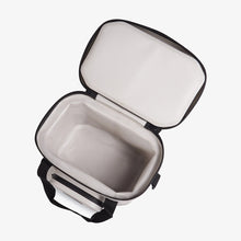 IGLOO Trailmate 18-can cooler bag in bone color for outdoor use