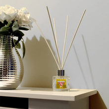 STV 30-day bamboo diffuser for long-lasting aromatherapy