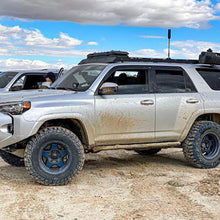 WaterPORT Day Tank 4-gallon pressurized water tank for outdoor use