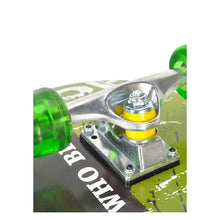 Winmax POSSIBLE skateboard with durable deck and stylish design