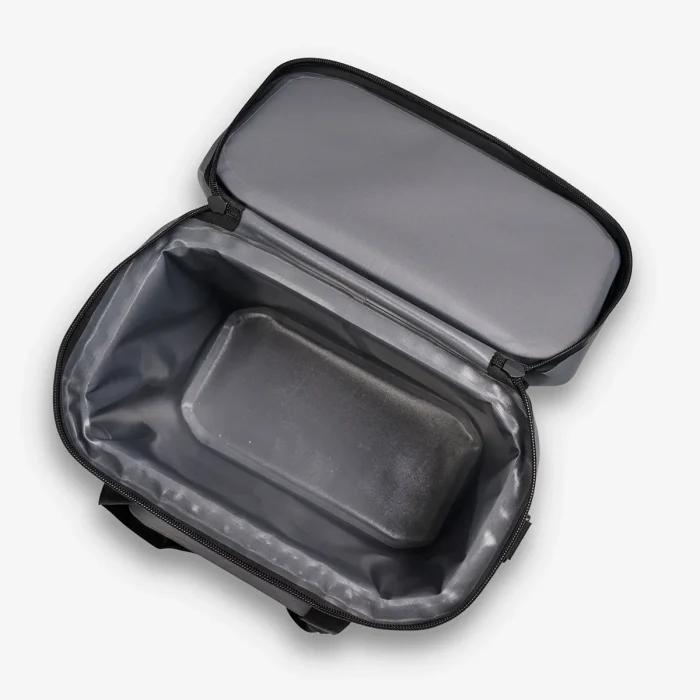 IGLOO - Trailmate® 30-Can Cooler Bag - Carbonite - Image 4